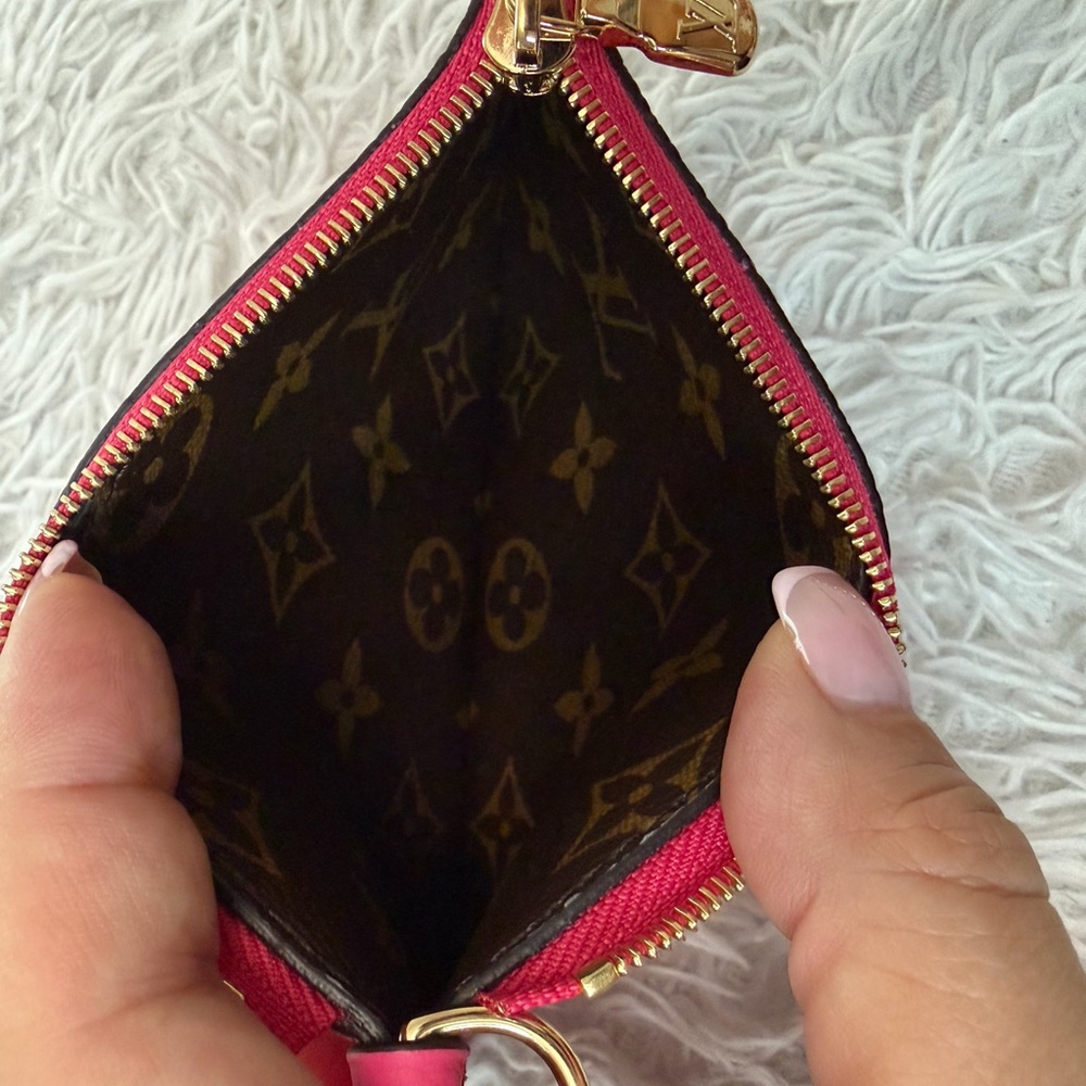 Louis Vuitton Inside Out Fuchsia Pouch - Picture 13 of 16